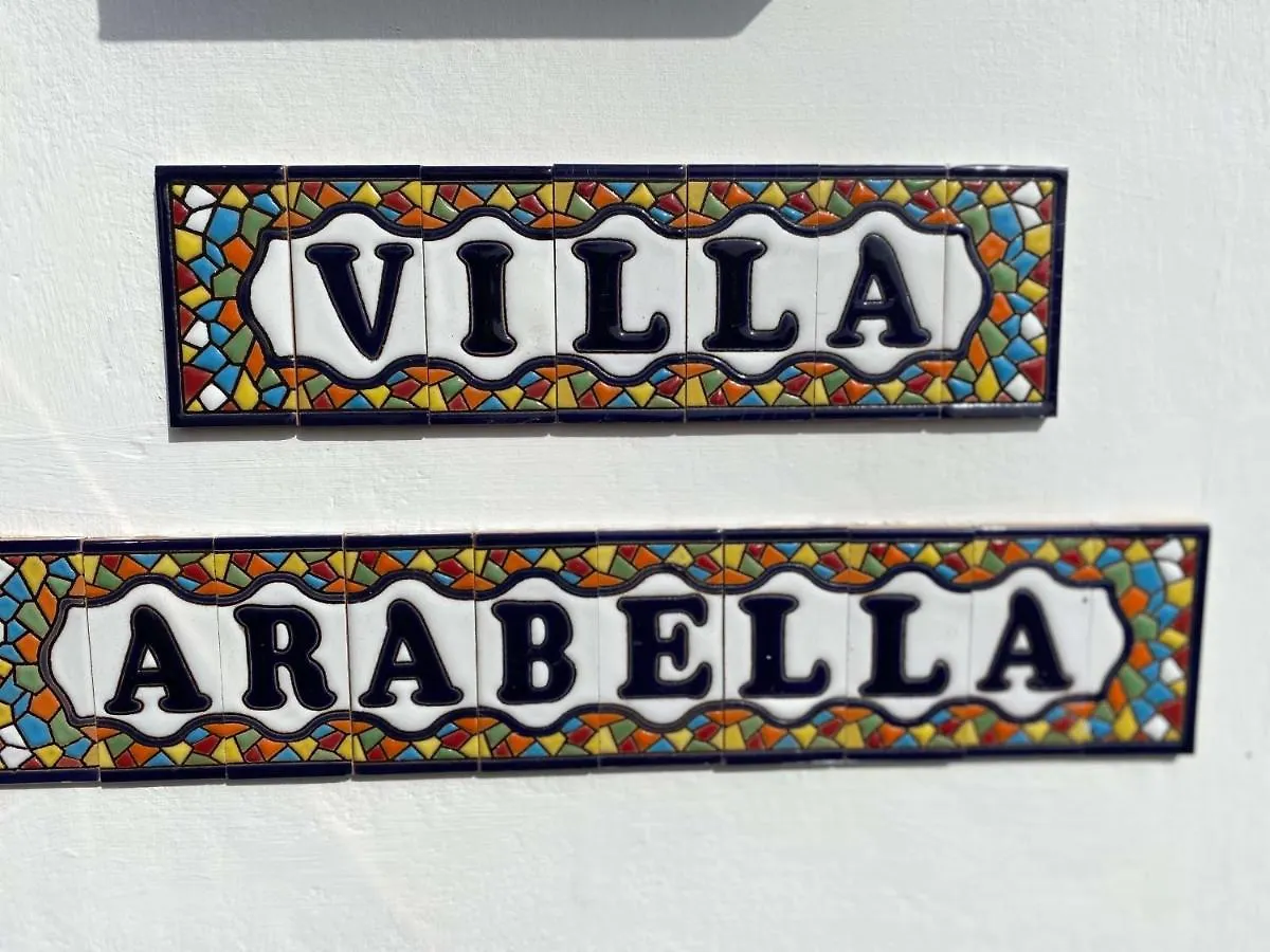 Stunning Villa Arabella - Heated Pool - Bbq - Amazing Terrace - Playa Blanca 0*, Playa Blanca (Lanzarote) Spain